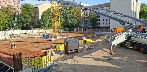 Weinstraße - Bodenplatte