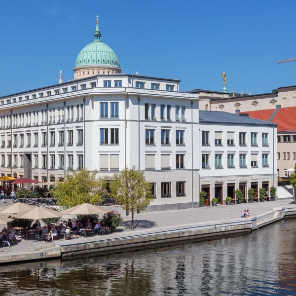 Potsdam_Otto-Braun-Platz_HQ-Humboldt_Uferpromenade2_web_2000px.jpeg