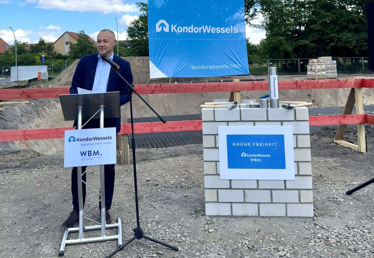 Vincent hält Rede